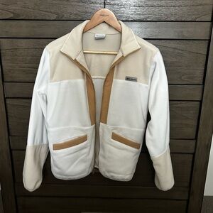 Columbia Cream and Tan Fleece Jacket